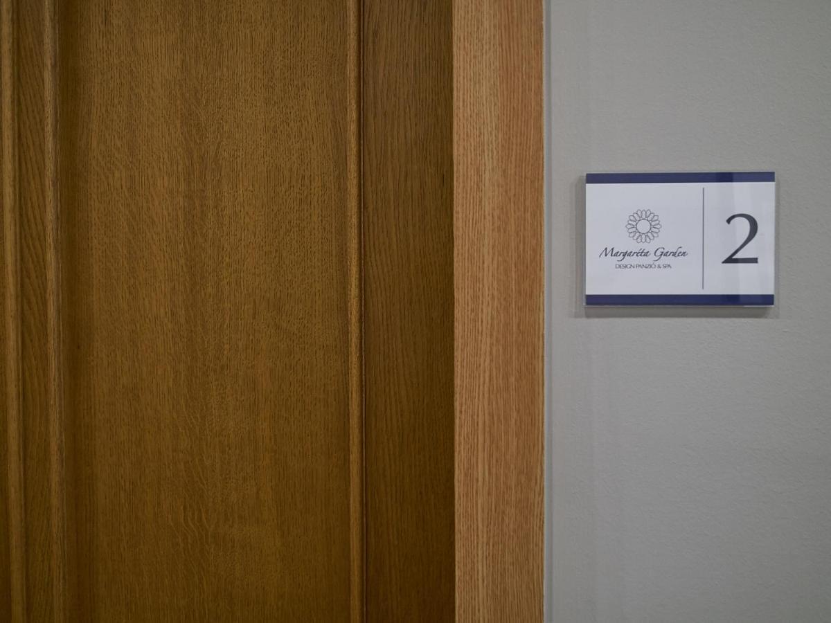 Margareta Garden Boutique Rooms 埃格尔 外观 照片