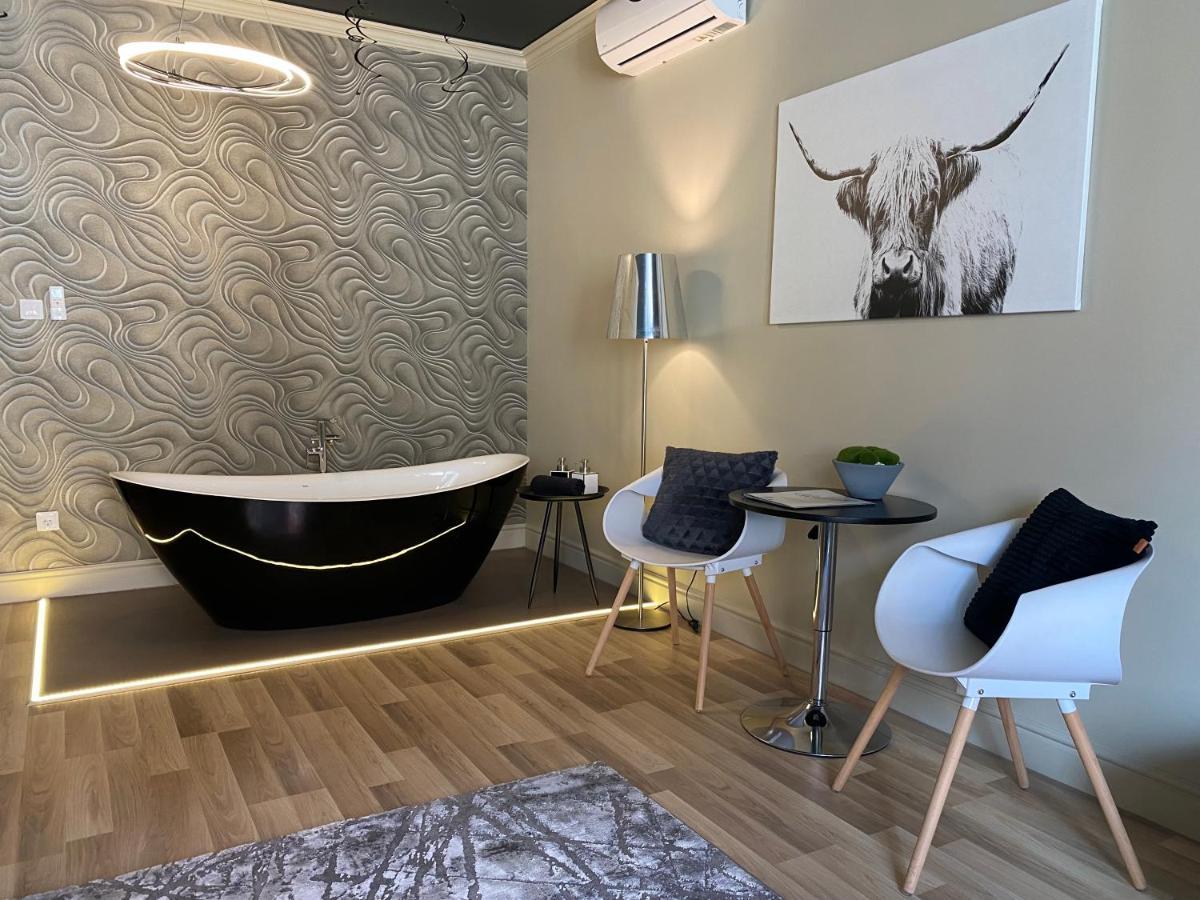 Margareta Garden Boutique Rooms 埃格尔 外观 照片